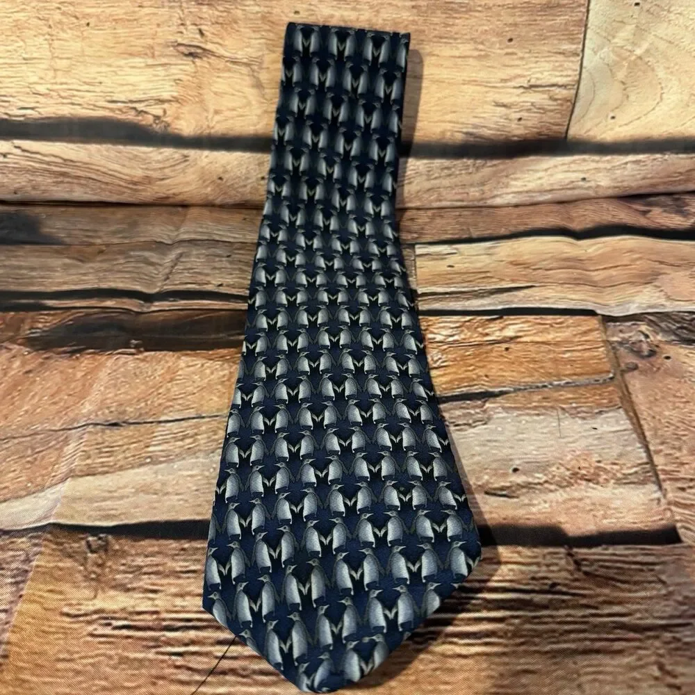 Endangered Species Silk Tie Vintage Tuxedo Penguin Animal Novelty Serial 3.75 W